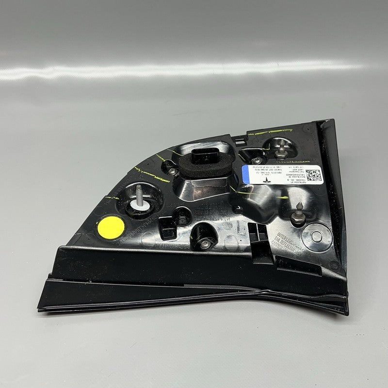 1502088-00-B TESLA MODEL 3 Y TAIL LIGHT INNER LEFT 2017 2018 2019 2020 2021 2022 2023 2024 