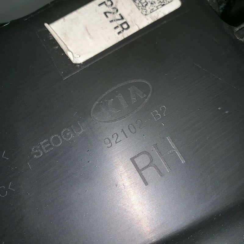 92102-B2 KIA SOUL HEADLIGHT RIGHT PASSENGER SIDE 2014 2015 2016 HALOGEN OEM