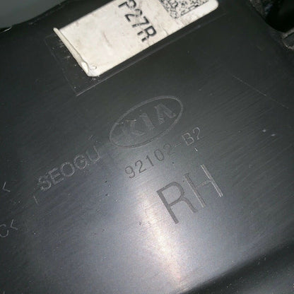 92102-B2 KIA SOUL HEADLIGHT RIGHT PASSENGER SIDE 2014 2015 2016 HALOGEN OEM