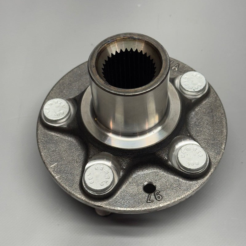 RANGE ROVER VELAR WHEEL HUB REAR 2018 2019 2020 OEM LR090541