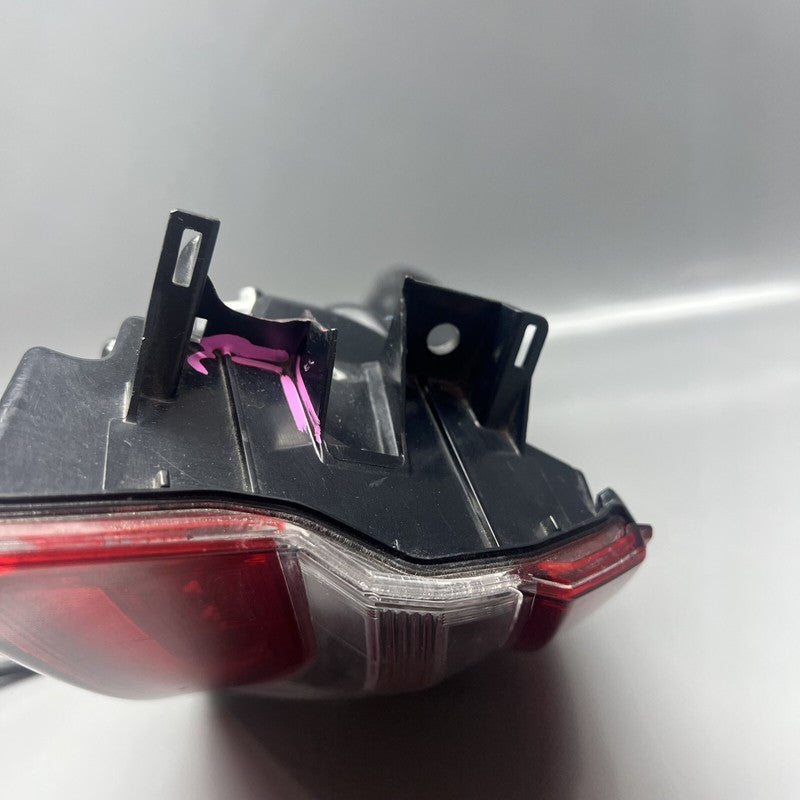 TOYOTA CAMRY TAIL LIGHT RIGHT PASSENGER LED 2018 2019 2020 2021 2022 OEM 