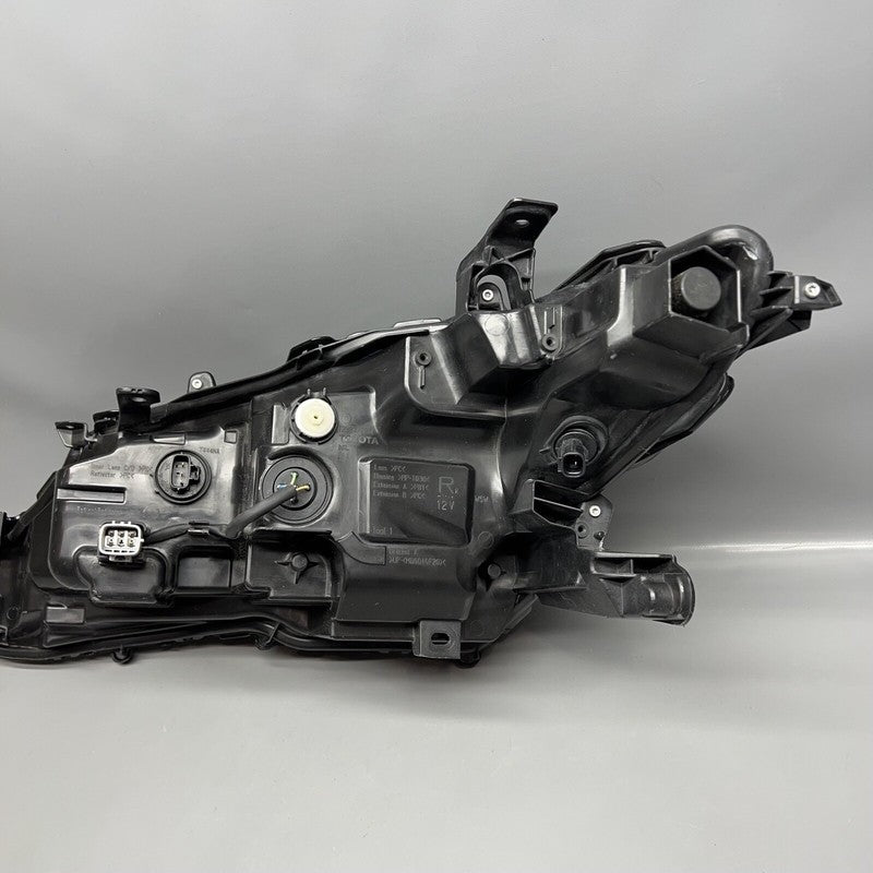 81150-05C41 TOYOTA CAMRY HEADLIGHT RIGHT PASSENGER 2018 2019 2020 LED OEM 81150-05C41