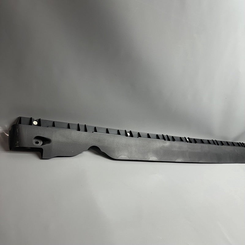 1497741-00-B TESLA MODEL Y ROCKER MOLDING CARRIER LEFT 2020 2021 2022 2023 OEM 1497741-00-B