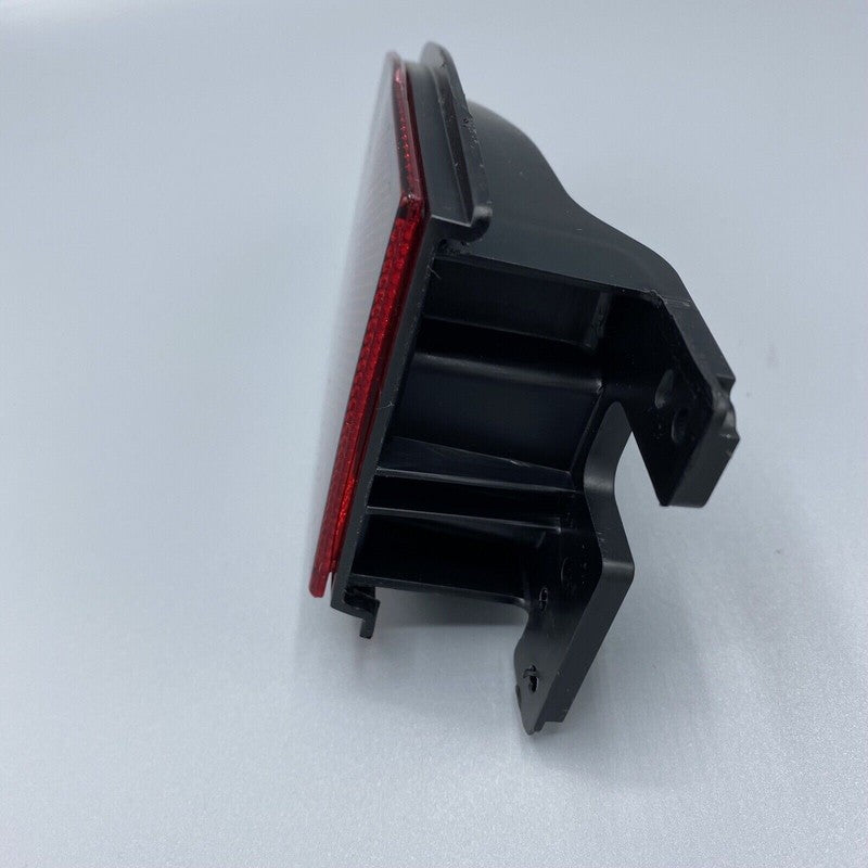 1022421-00-C TESLA MODEL S CHARGE DOOR REFLACTOR LIGHT RIGHT 2016 2017 2018 2019 2020 OEM