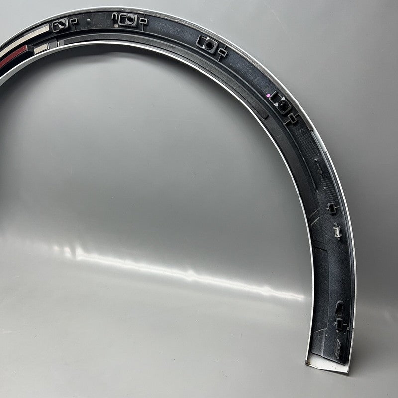 4KE853717J AUDI E-TRON FENDER FLARE MOLDING LEFT FRONT 2019 2020 2021 2022 2023 4KE853717J