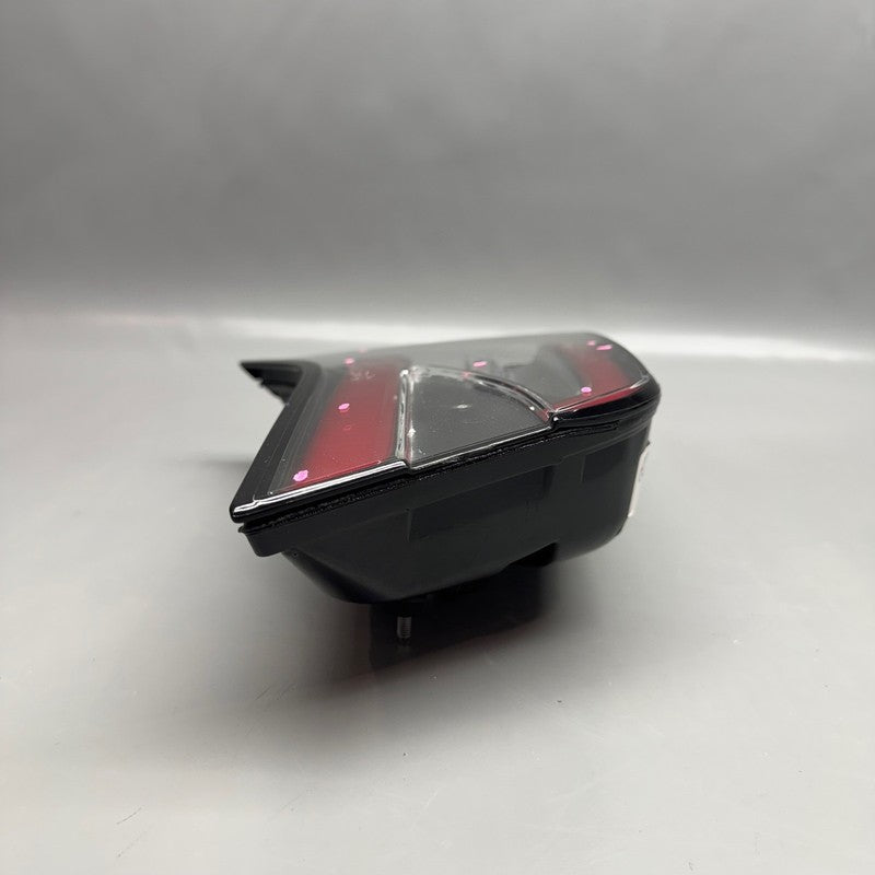 TESLA MODEL X TAIL LIGHT LEFT DRIVER 2016 2017 2018 2019 2020 OEM 1034