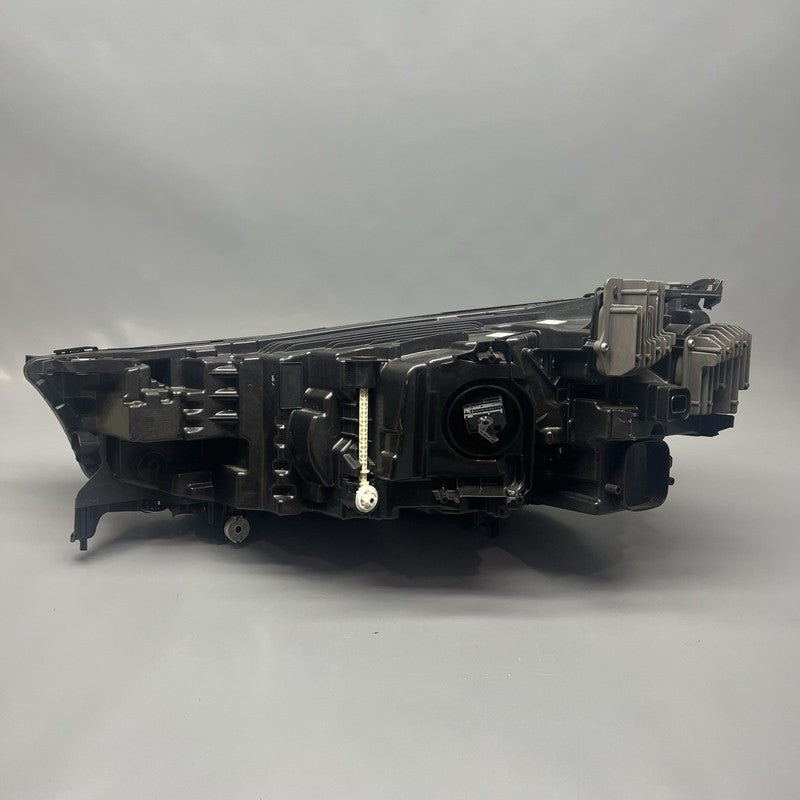 5A3CE96 BMW IX HEADLIGHT RIGHT PASSENGER M60 2022 2023 2024 2025 FULL LED OEM 5A3CE96