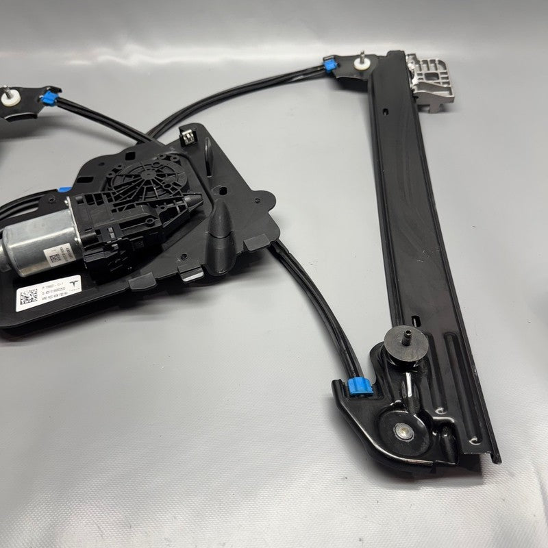 TESLA MODEL 3 WINDOW REGULATOR RIGHT FRONT 2017 2018 2019 2020 OEM 109