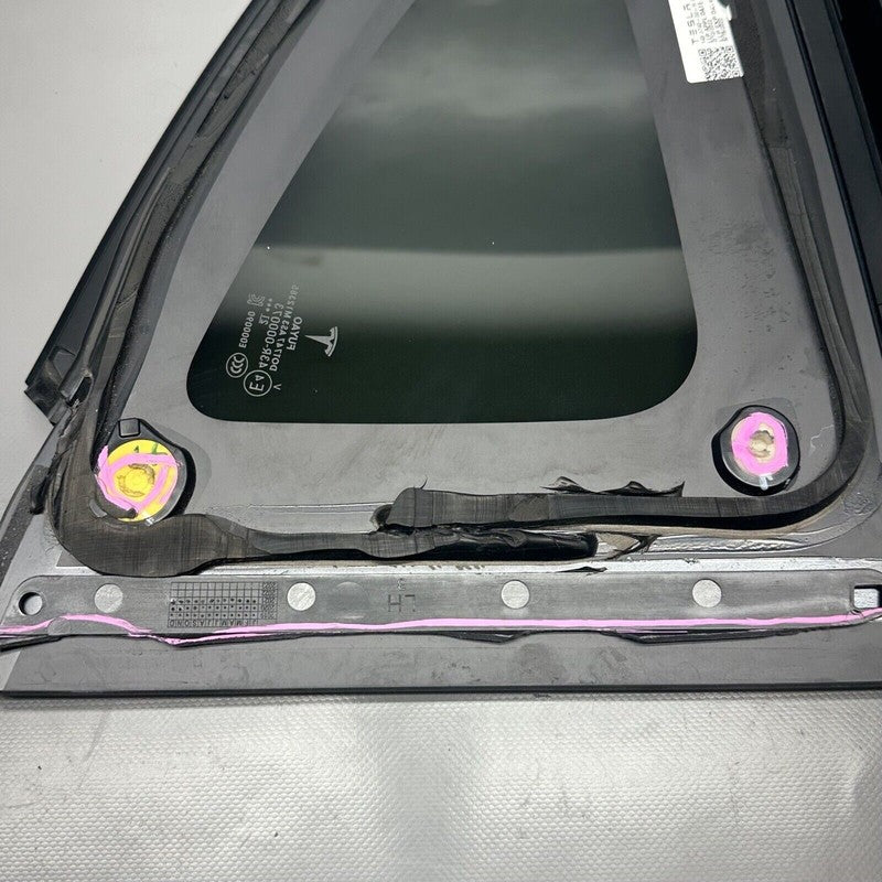 1495740-99-H TESLA MODEL Y QUARTER GLASS LEFT REAR 2020 2021 2022 2023 OEM 1495740-99-H