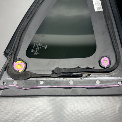 1495740-99-H TESLA MODEL Y QUARTER GLASS LEFT REAR 2020 2021 2022 2023 OEM 1495740-99-H