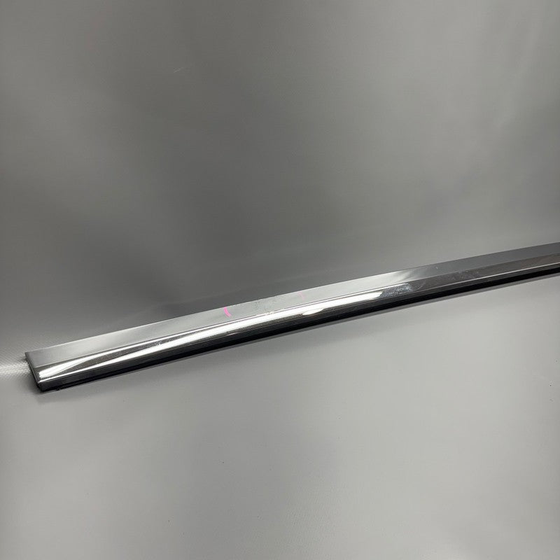 TESLA MODEL X DOOR WINDOW MOLDING RIGHT REAR 2016 2017 2018 2019 2020 