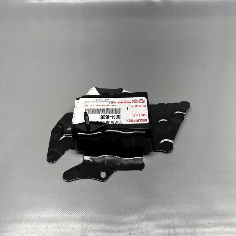 58304-06090 LEXUS ES350 BUMPER BRACKET LEFT REAR 2019 2020 2021 2022 OEM 58304-06090