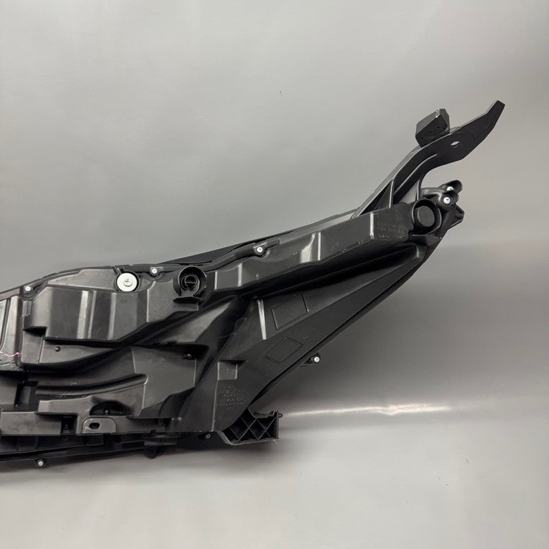 TOYOTA SIENNA HEADLIGHT RIGHT PASSENGER 2021 2022 2023 2024 LED OEM