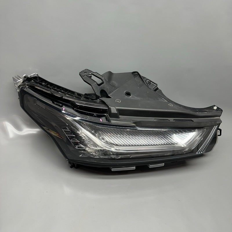 CHEVY TRAVERSE HEADLIGHT RIGHT PASSENGER 2022 2023 2024 OEM 85584766