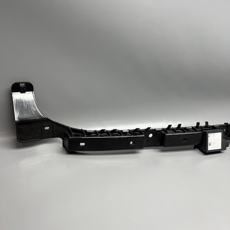1083994-00-G TESLA MODEL 3 REAR BUMPER CENTER BRACKET 2017 18 19 20 21 22 2023 1083994-00-G