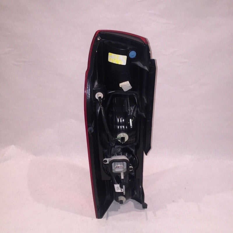 RAM PROMASTER RIGHT SIDE TAIL LIGHT 2014 2015 2016 OEM CRACKED