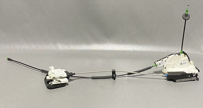 1126199-00-B TESLA MODEL X DOOR LOCK LATCH LEFT FRONT 1126199-00-B 2018 2019 2020 2021 OEM