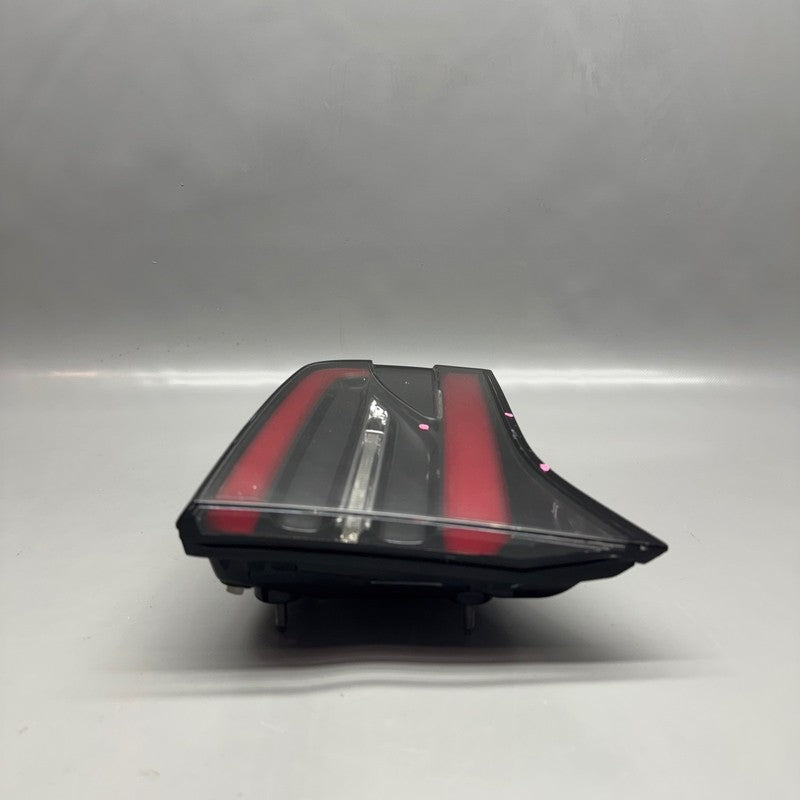 TESLA MODEL X TAIL LIGHT LIFTGATE LEFT DRIVER 2016 2017 2018 2019 2020