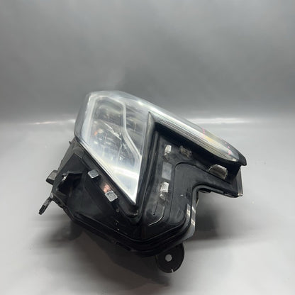 84338105 CADILAC XTS HEADLIGHT LEFT DRIVER 2018 2019 OEM 84338105 FOR PARTS