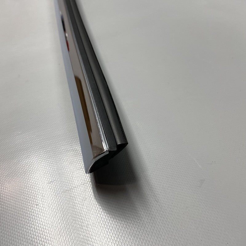 1095786-00-C TESLA MODEL S DOOR WINDOW MOLDING LEFT FRONT 2012-2020 OEM 1095786