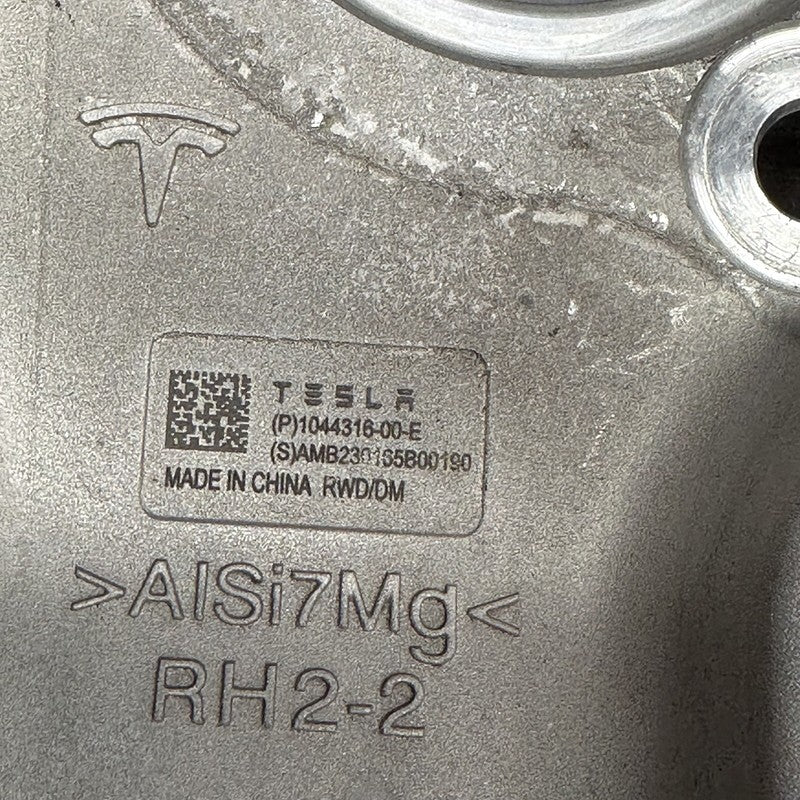 1044316-00-E TESLA MODEL 3 KNUCKLE RIGHT FRONT 2017 2018 2019 2020 2021 2022 OEM 1044316-00-E