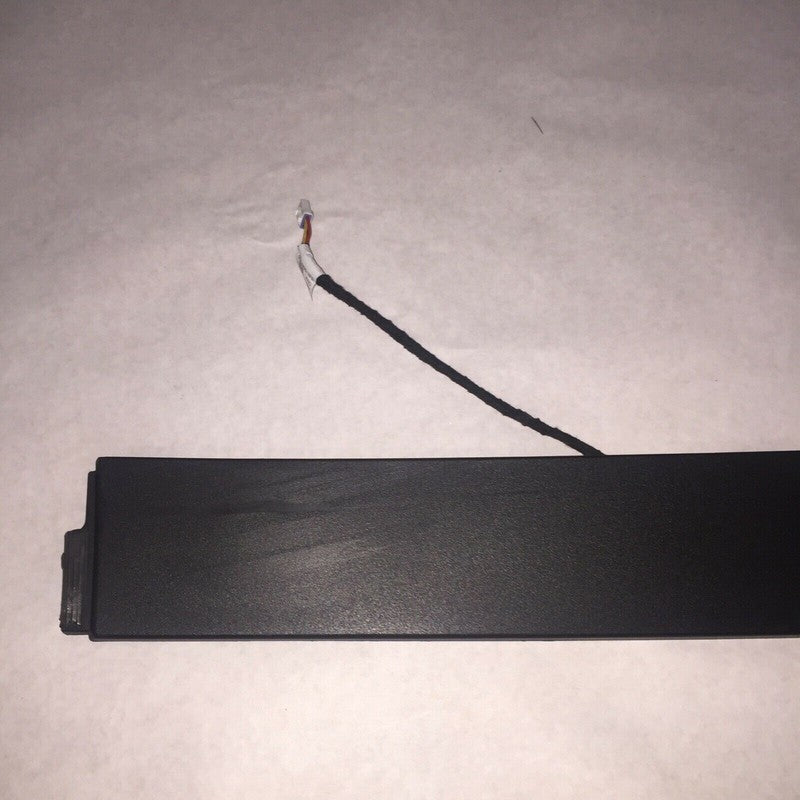1063445-00-B  /  1069273-00-B TESLA MODEL S SIDE TRIM MOLDING SENSOR 2012 2013 2014 2015 2016 OEM