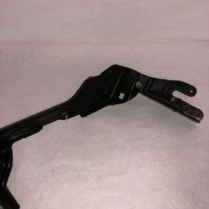 W221 MERCEDES BENZ E320 E350 SUPPORT BRACKET 2003 2004 2005 2006 2007 OEM