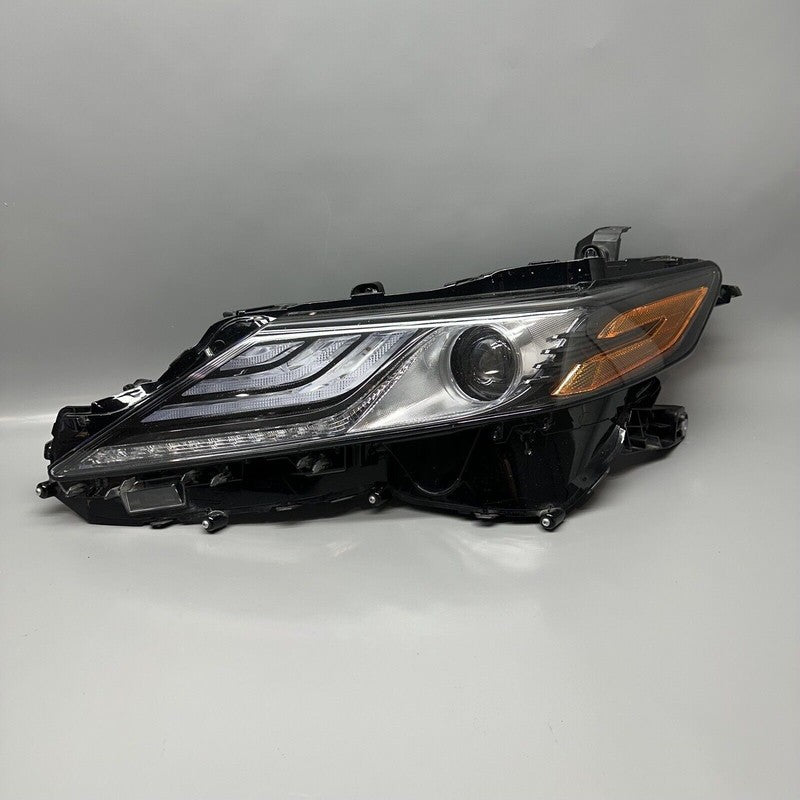TOYOTA CAMRY HEADLIGHT LEFT DRIVER 3 STRIP DRL 2018 2019 2020 LED OEM