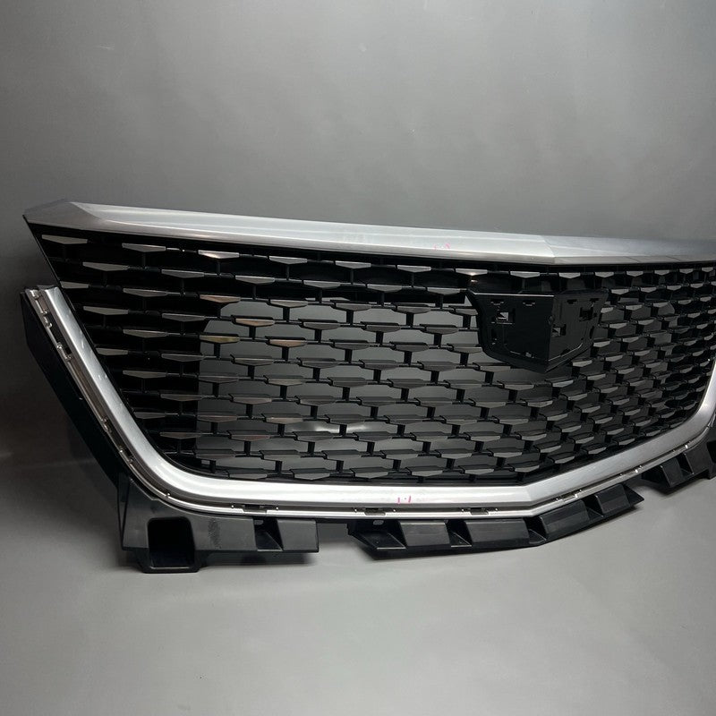 XT6 CADILLAC XT6 GRILLE UPPER 2020 2021 2022 2023 OEM 