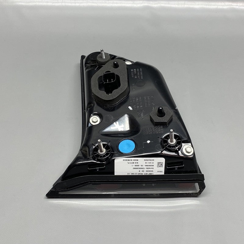 1034336-00-B TESLA MODEL X TAIL LIGHT INNER LEFT DRIVER 2016 2017 2018 2019 2020 OEM