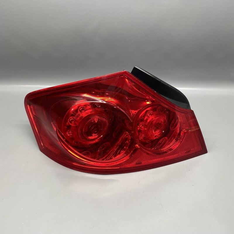 INFINITI G37 TAIL LIGHT LEFT DRIVER 2007 2008 2009 2010 2011 2012 OEM