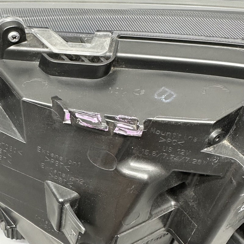 RAV 4 TOYOTA RAV 4 HEADLIGHT RIGHT PASSENGER 2019 2020 2021 2022 LED OEM