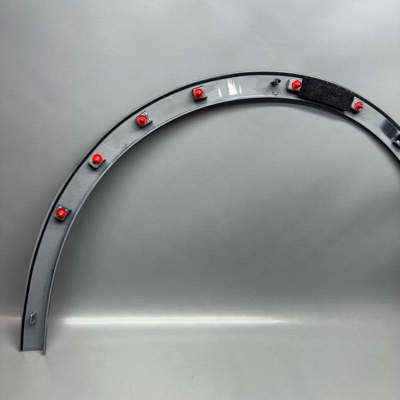 JAGUAR F-PACE WHEEL OPENING MOLDING RIGHT PASSENGER 2022 2023 T4A46673