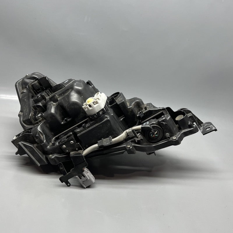 LEXUS IS250 HEADLIGHT LEFT DRIVER IS200 2014 2015 2016 XENON OEM