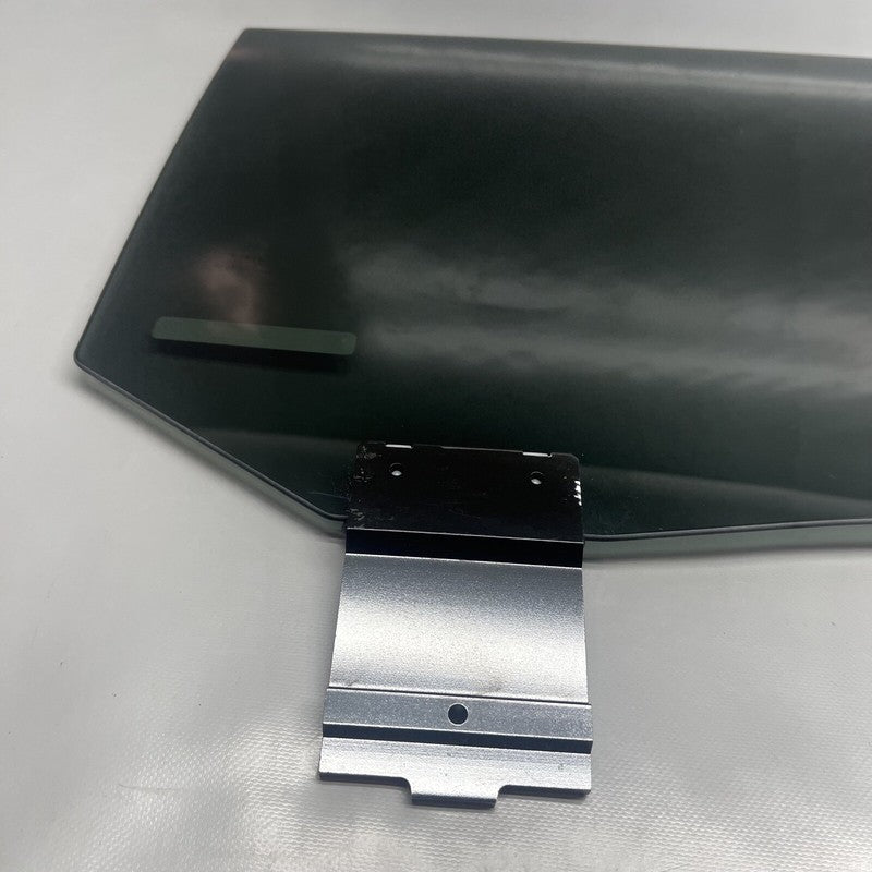 1805871-00-E TESLA CYBERTRUCK EVEREST DOOR GLASS RIGHT 2024 2025 OEM 1805871-00-E