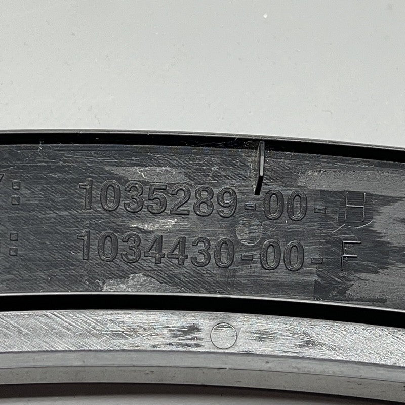 1035289-00-H TESLA MODEL X WHEEL FLARE GARNISH RIGHT FRONT 2016 17 18 19 2020 1035289-00-H