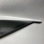 LR099661 LAND ROVER DISCOVERY QUARTER GLASS RIGHT REAR LR099661 2017 18 19 2020 2021 OEM
