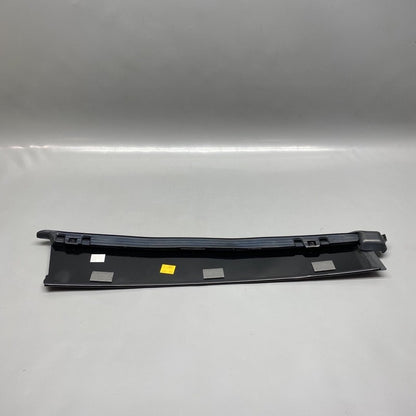 A1646903887 MERCEDES BENZ GL450 EXTERIOR DOOR MOULDING TRIM RIGHT REAR 2007 08 09 10 11 12 