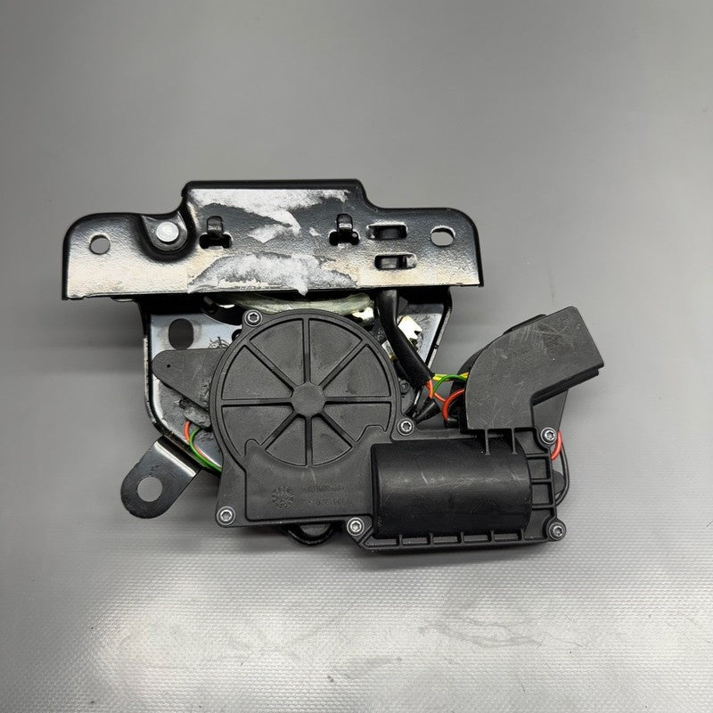 1500604-00-B TESLA MODEL 3 Y LIFTGSTE CINCH LATCH 2017 2018 2019 2020 2021 2022 2023 OEM