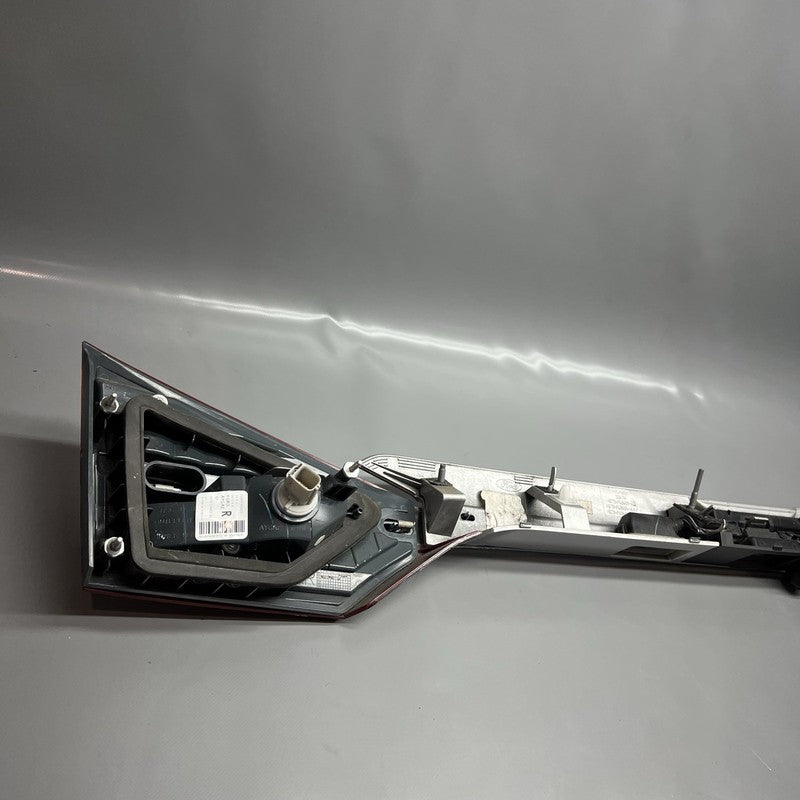 HS73-F43401-AE FORD FUSION REAR TRUNK MOLDING WITH TAIL LIGHTS 2017 2018 OEM HS73-F43401-AE