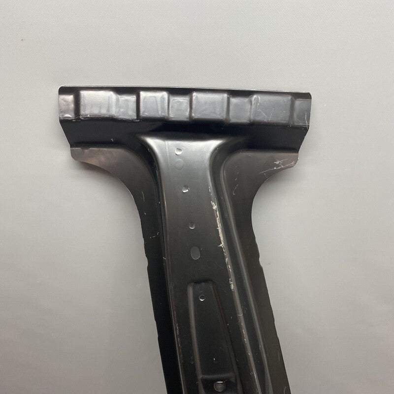 61303-06190 LEXUS ES300H CENTER PILLAR REINFORCED RIGHT 61303-06190 2019 2020 2021 OEM 