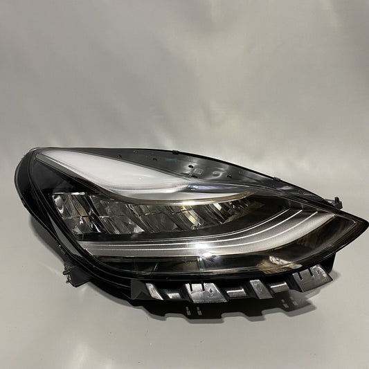 1077372-00-L TESLA MODEL 3 HEADLIGHT RIGHT PASSENGER LED 1077372-00-L 2017 2018 2019 2020 OEM