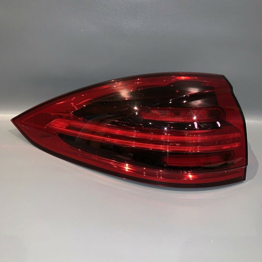 7P5945207R PORSCHE CAYENNE TAIL LIGHT LEFT DRIVER SIDE 2015 2016 2017 LED OEM