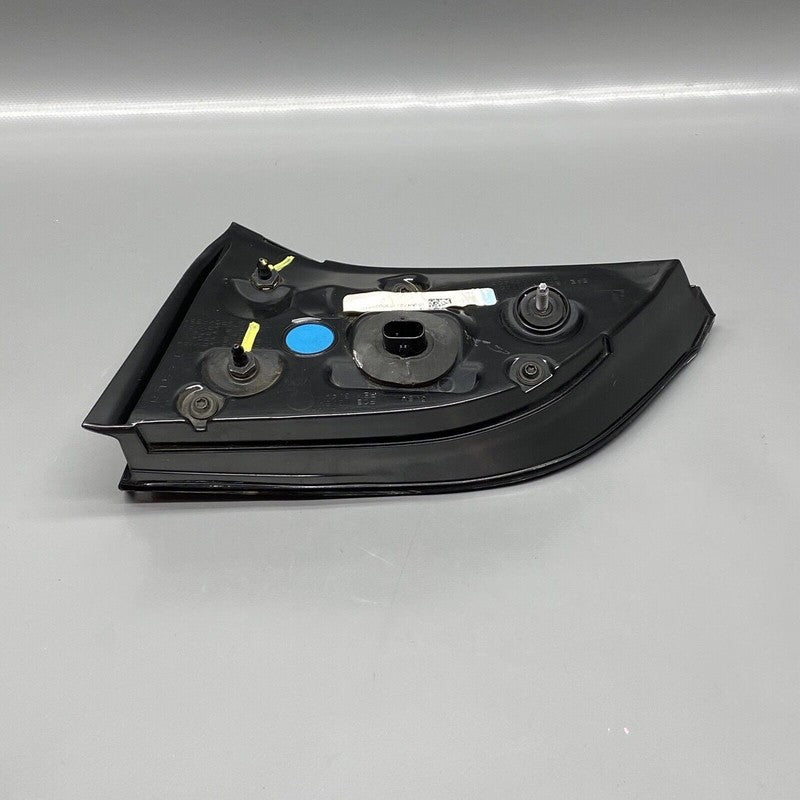 TESLA MODEL 3,Y TAIL LIGHT TRUNK LEFT DRIVER 1077401-96-C 2018 19 20 2