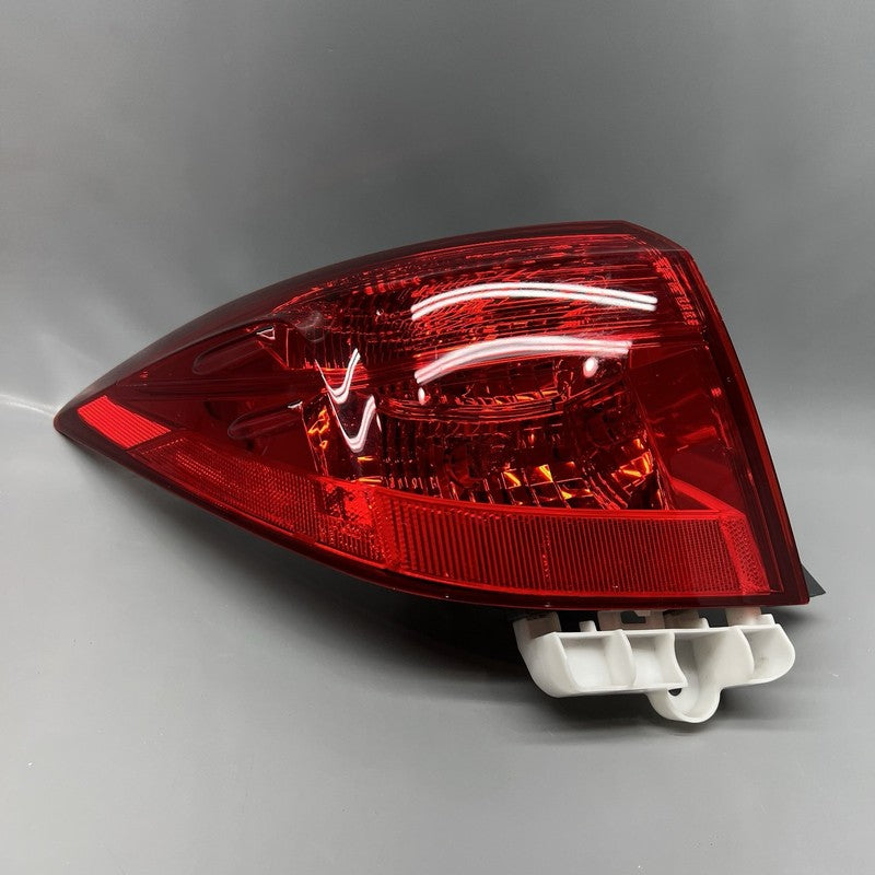 TOYOTA COROLLA TAIL LIGHT LEFT DRIVER 2017 2018 2019 LED OEM
