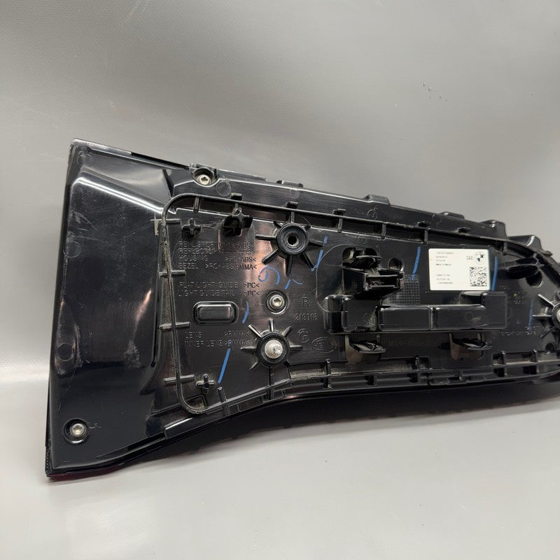 BMW X5 TAIL LIGHT INNER RIGHT PASSENGER LED 2019 2020 2021 2022 2023 O