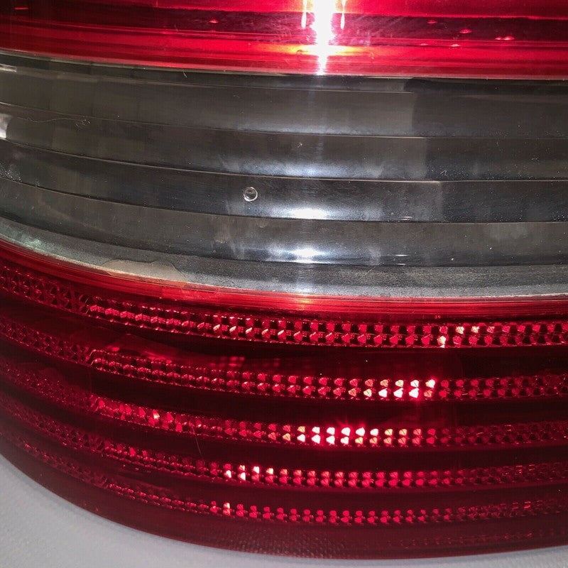 A2118200564 MERCEDES BENZ E320 E350 TAIL LIGHT LEFT DRIVER 2003 04 05 2006 LED OEM 