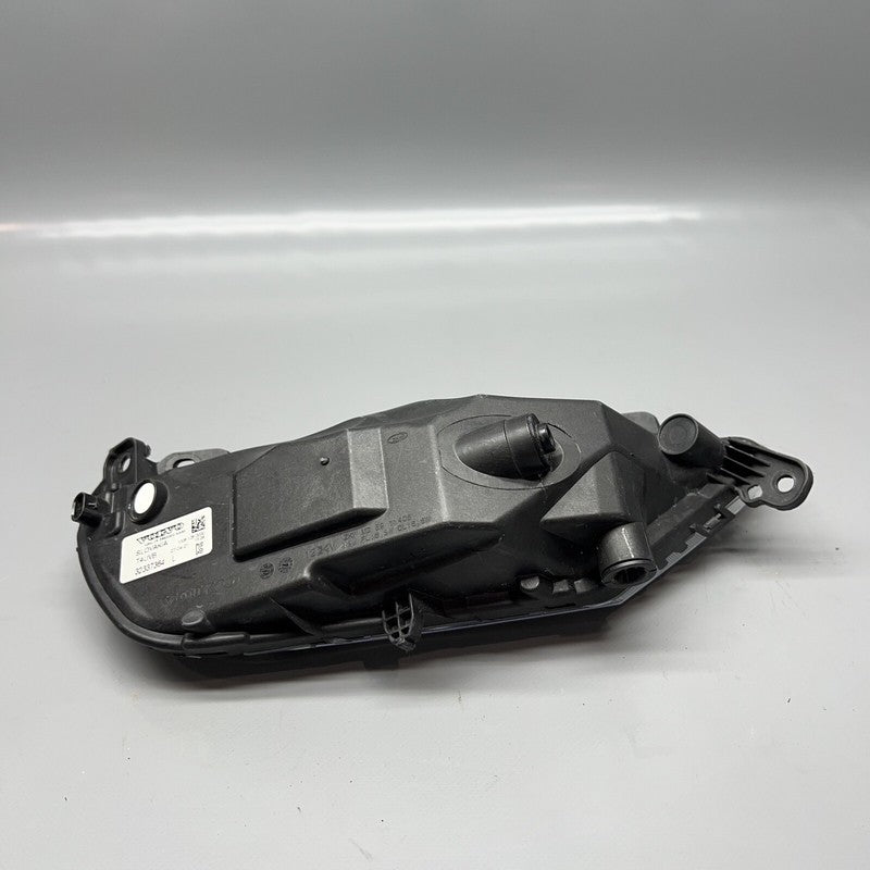 32337365 VOLVO XC 90 FOG LIGHT LEFT DRIVER LED 2016 2017 2018 2019 OEM 32337365