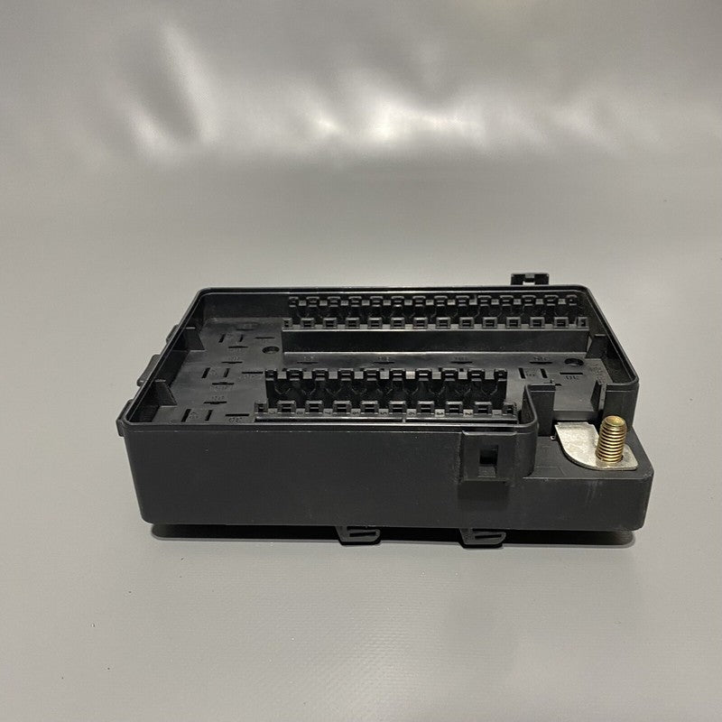 LJE2822BA JAGUAR XK8 FUSEBOX TRUNK 1997 1998 1999 2000 2001 2002 2003 OEM