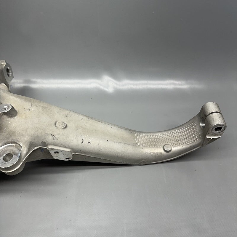 1044311-00-E TESLA MODEL 3 KNUCKLE LEFT FRONT 2017 2018 2019 2020 2021 2022 2023 OEM